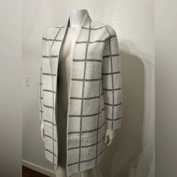 Magaschoni White and Black Grid Cardigan - Picture 1 of 4